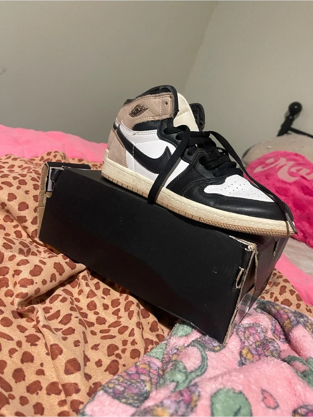 Nike Kids Sneakers Black White Tan